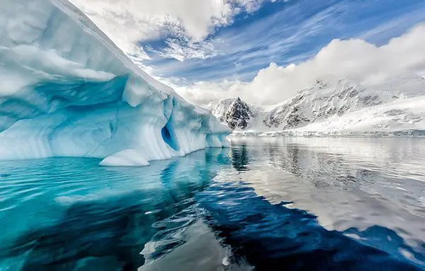 The Daily Travel Agent Bite: Fri 28 Oct 50 pt