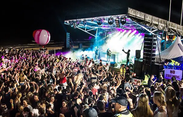 The Daily Travel Agent Bite: Mon 31 Oct 30 schoolies-promo