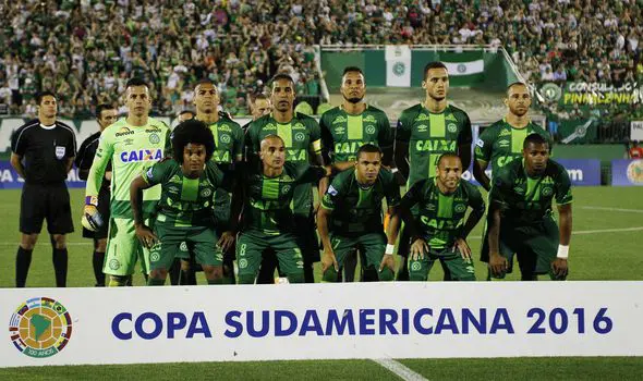 Six survive tragic plane crash carrying Brazilian football team 5 chapocoense-737515