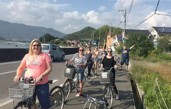 Travel Agents test out Japan's Golden & Traditional routes 42 cycling