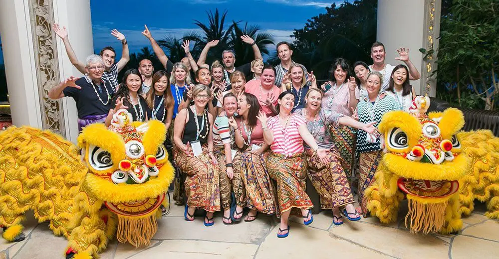 The Daily Travel Agent Bites: Fri 11 Nov