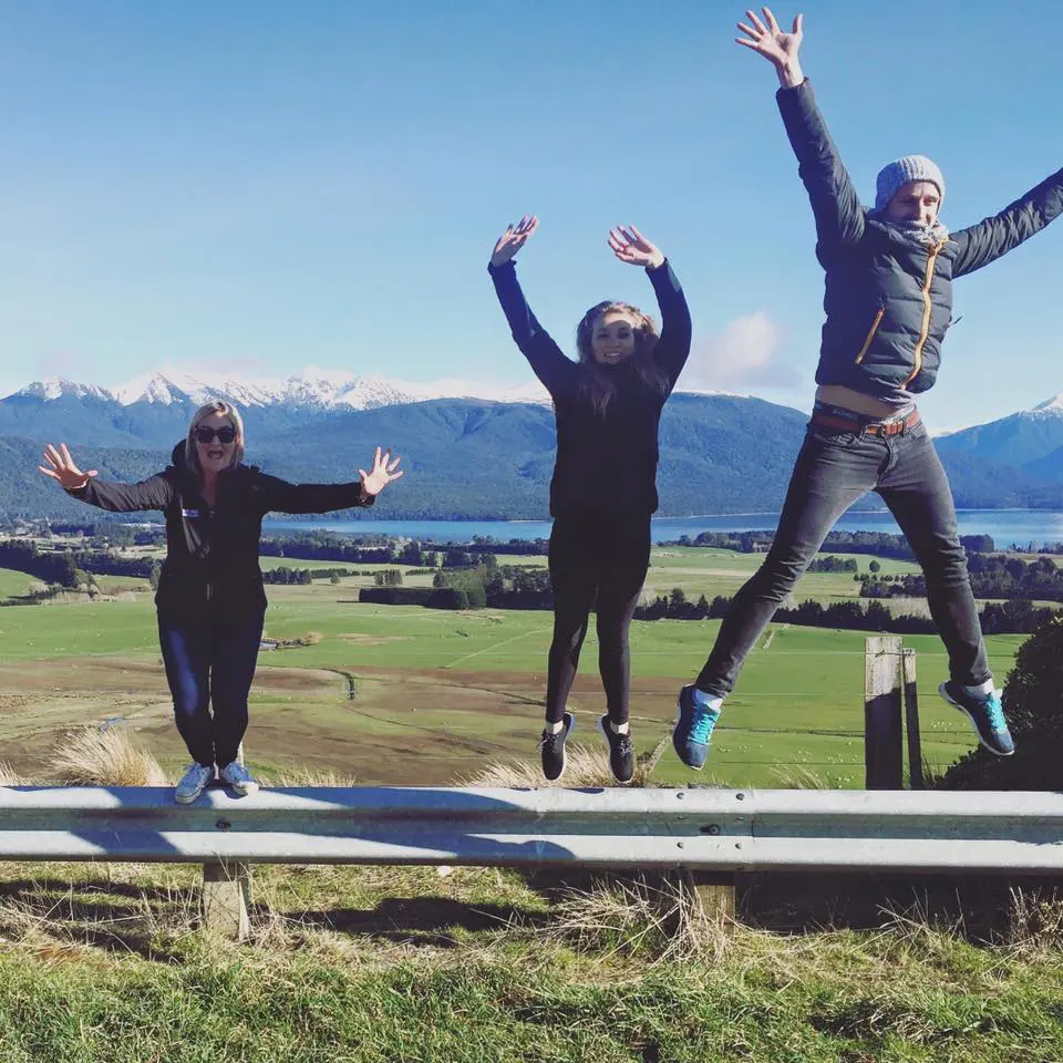 26 hilarious Travel Agent moments from 2016 86 and-tried-to-jump-like-this