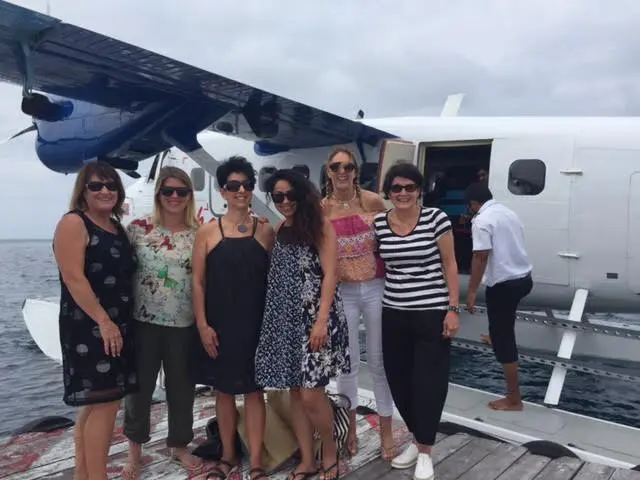 The Daily Travel Agent Bites: Mon 5 Dec 44 Travel Agent como-famil