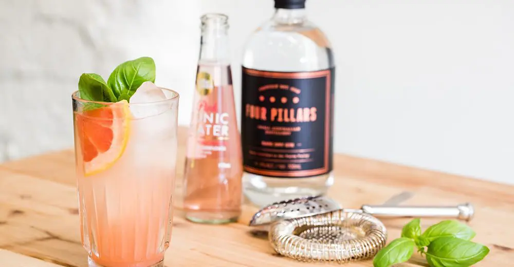 Friday Cocktail: Four Pillars & Fizz