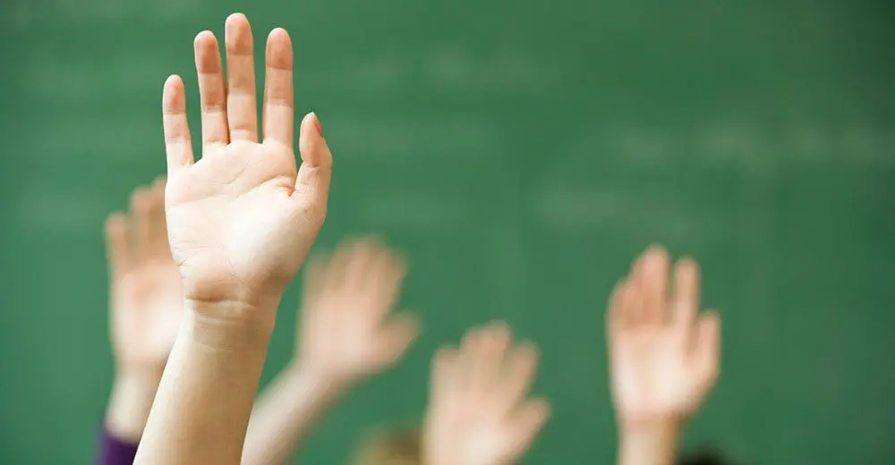 Travel Agents charging fees? KarryOn readers give their two cents!