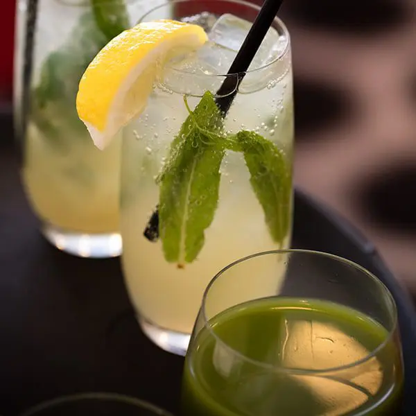 Travel goals: Devour the new Qantas Summer tasting menu by Rockpool 9 karryon-qantas-rockpool-summer-mocktail