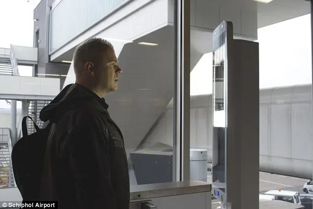 3D0057A200000578-0-image-a-45_1486639292236