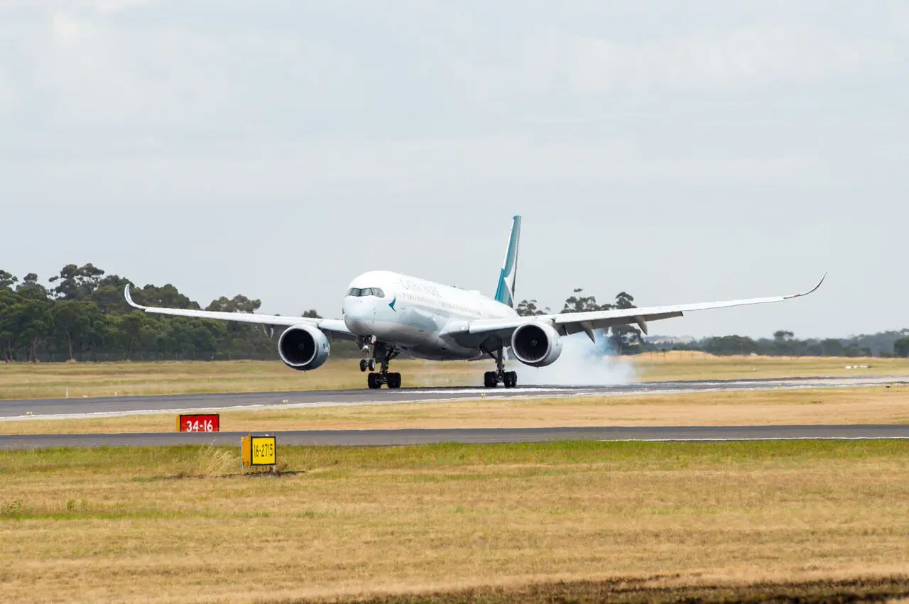 The Daily Travel Agent Bite: Wed 22 Mar 34 Cathay Pacific A350