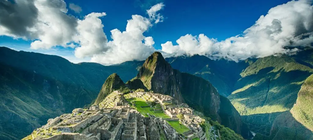 The Daily Travel Agent Bite: Thurs 16 Feb 37 Travel Directors