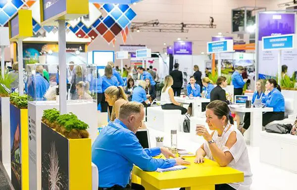 The Daily Travel Agent Bite: Thurs 23 Feb 40 aim