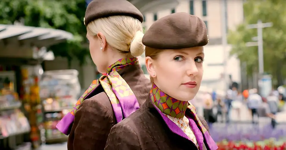 Etihad Airways Cabin Crew help Sydneysiders beat the heat