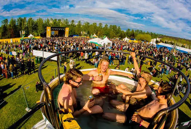 8 festivals to travel to that are not Coachella 39 summersolstice-karryon