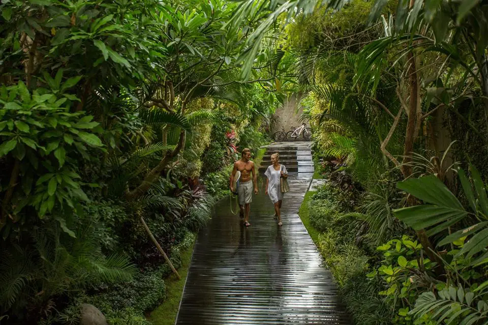 The Daily Travel Agent Bite: Mon 6 Mar 39 16831880_1614503901910540_7610063722078028640_n