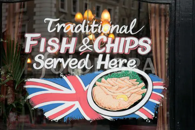 Seven reasons NOT to visit Great Britain 12 Fish and chips