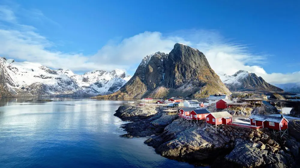 Britain, Asia & Europe departures are guaranteed to go with Trafalgar 8 Trafalgar Nordic