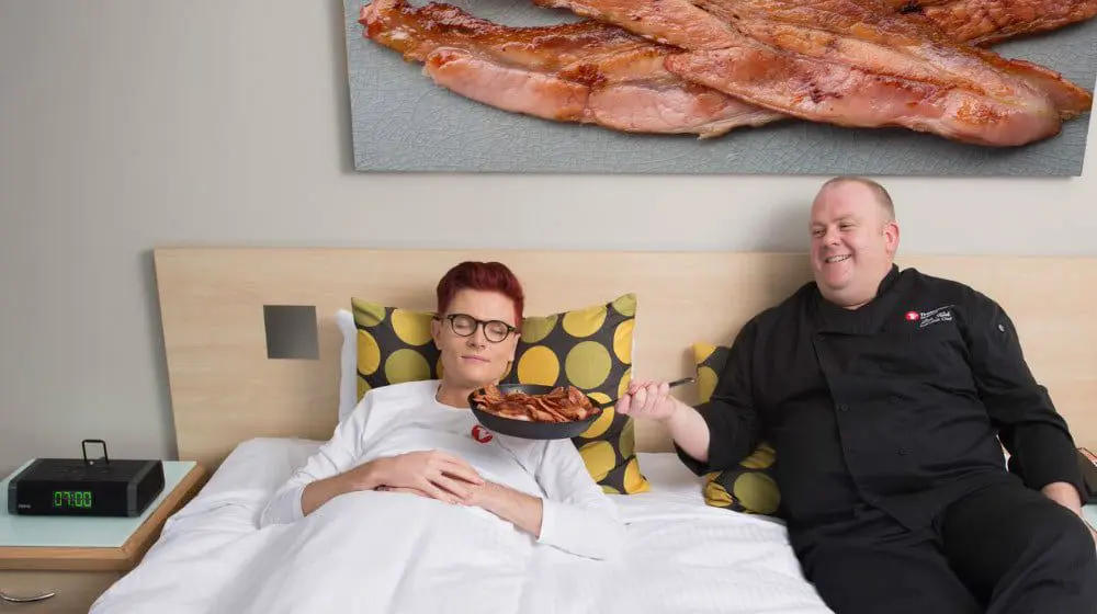 Travelodge launches pleasant whiff & wake service