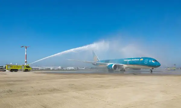 The Daily Travel Agent Bite: Thurs 30 Mar 40 Vietnam Airlines