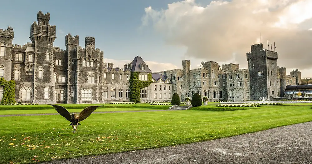 Celebrate St. Paddy's day by scoring a $997 return flight to Ireland