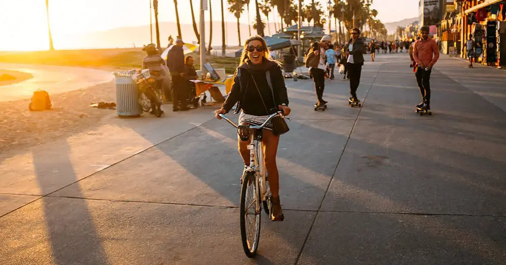 Top 6 ways to stay healthy, fit and fabulous on your travels