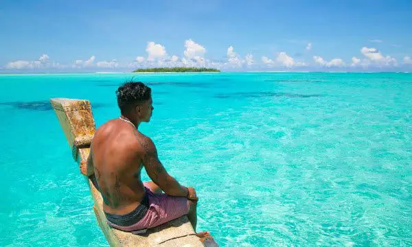 The Daily Travel Agent Bite: Fri 31 Mar 45 rarotonga edm