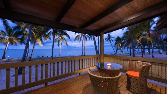 How can you book out an entire tropical island for just $201 per night? 11 HL_ptbalcony_4_677x380_FitToBoxSmallDimension_Center