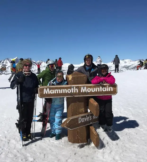 The Daily Travel Agent Bite: Thurs 6 Apr 48 Helloworld famil