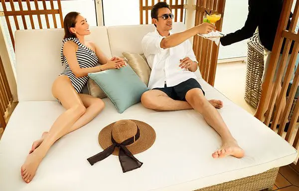 This cruise ship is so relaxing you'll probably think you're dreaming (you're not) 15 genting3