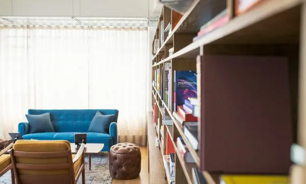 TAA & Stayz find a common position on short-term rental regulations 8 hotel room