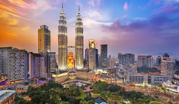 WHERE ARE ALL THE LOCALS? 10 CITIES WHERE TOURISTS OUTNUMBER NATIVES 30 kuala-lumpur-karryn
