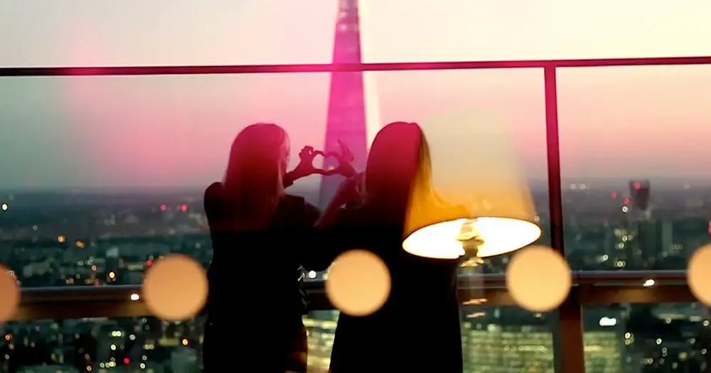 Qantas & VisitBritain create a British buzz in new video campaign