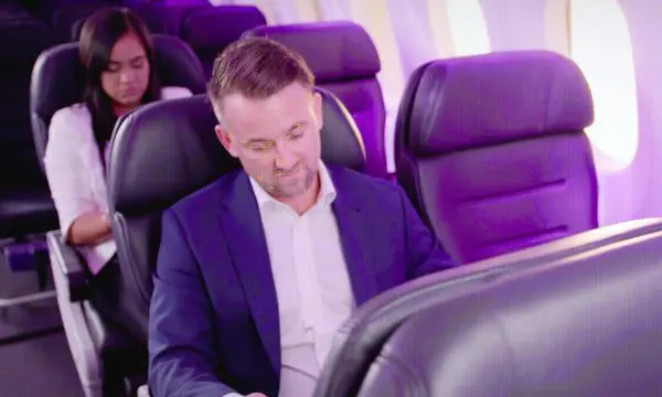 Air New Zealand flight attendants will essentially be mind readers in the near future 18 Air NZ headsets 3