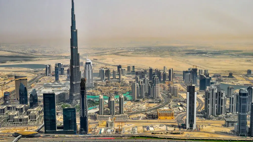 Becoming a Dubai Expert is as easy as playing with cards