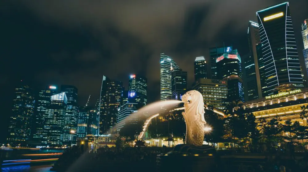 JAPAN, SWITZERLAND & MORE: WHERE TO GET THE MOST OUT OF THE AUSSIE $$$ RIGHT NOW 15 Singapore feature