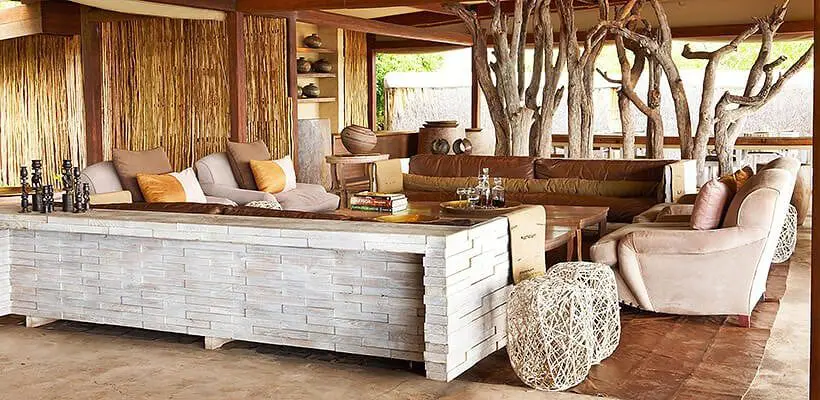 EXPERIENCE LIFE CHANGING MOMENTS A PLENTY ON A LUXURY SAFARI IN BOTSWANA 41 img-size-2