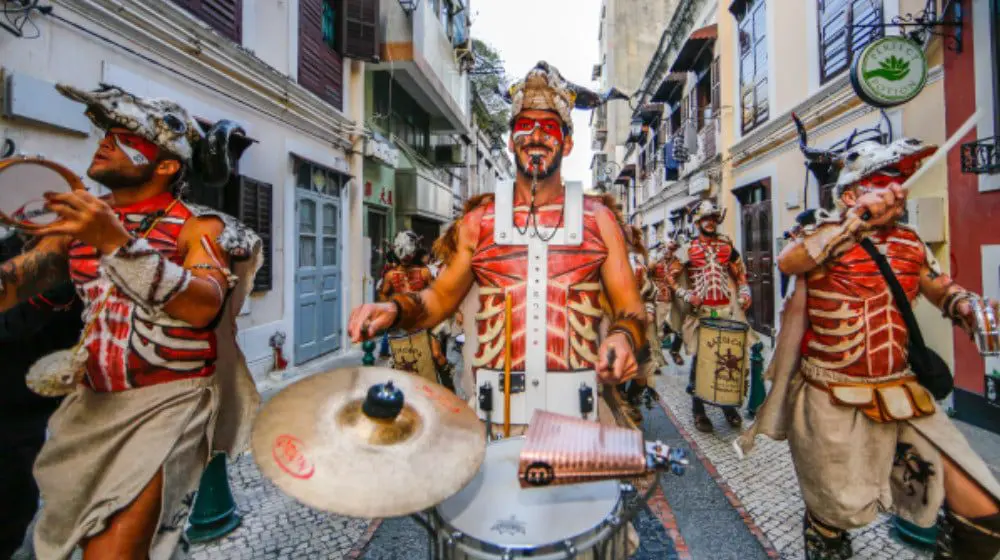 $768 return flights & a free hotel night thanks to Macao Tourism & Xiamen Airlines