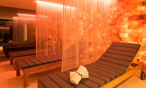 Take a virtual reality tour of Scenic's Space-Ship 8 Scenic Diamond