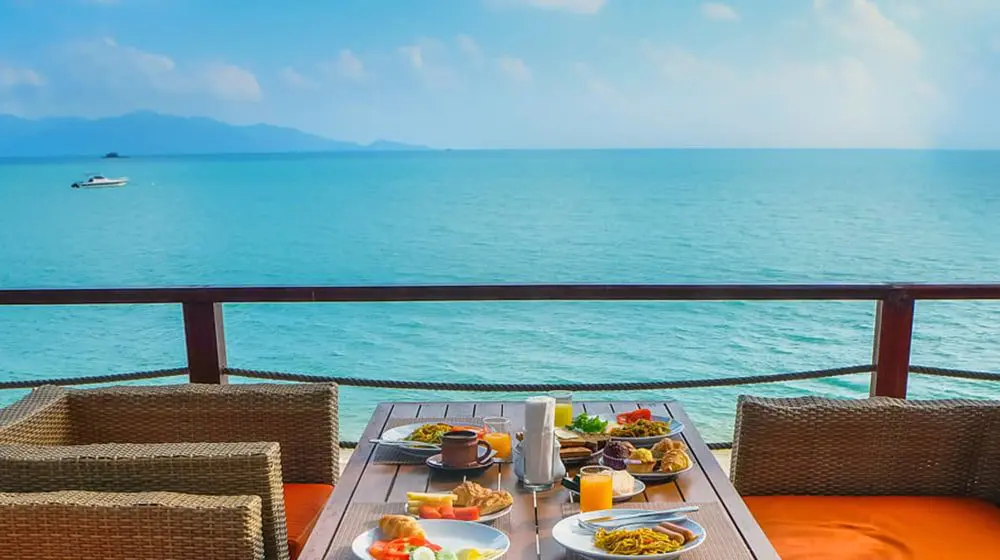 TripAdvisor could make hotel room service obsolete with a delicious Deliveroo partnership