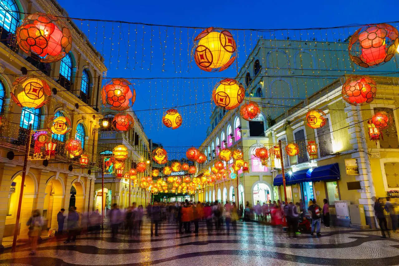 $768 return flights & a free hotel night thanks to Macao Tourism & Xiamen Airlines 4 Macao