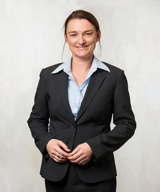 MOVERS AND SHAKERS AT ADVENTURE WORLD, DRIVEAWAY HOLIDAYS & MORE 14 -2