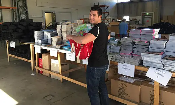 FLIGHT CENTRE HELPS PUT TOGETHER SUPPORT PACKS FOR TEENS WITH CANCER 12 Flight Centre Foundation 4