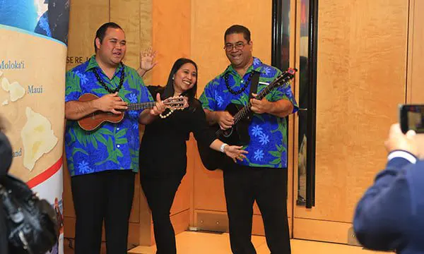 TRAVEL AGENTS SPOTTED BY THE GREAT WALL OF CHINA & BEYOND 39 Hawaii Aloha Down Under 2