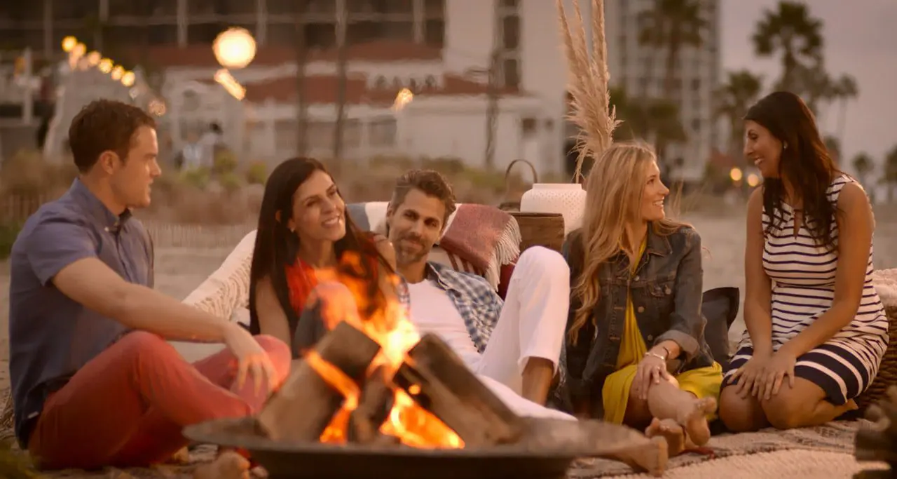 GIVE ME S'MORE! 9 SPOTS TO DIG INTO THIS TOASTY TREAT IN CALIFORNIA 11 Image: Hotel del Coronado