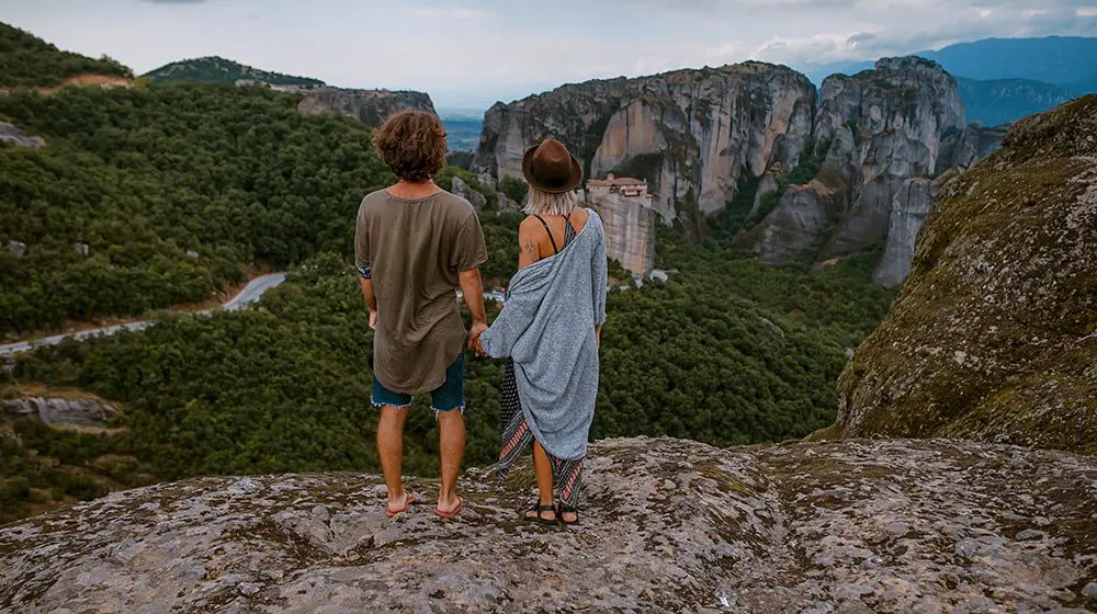 10 PHRASES YOU'LL WANT TO KNOW WHEN TRAVELLING TO A NON-ENGLISH SPEAKING COUNTRY