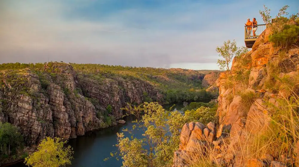 AAT KINGS' STYLISH NEW AUSTRALIA BROCHURE IS HERE