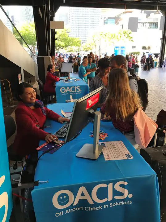 SKIP THE LINE, CHECK-IN AT A POP UP SERVICE OUTSIDE THE AIRPORT 8 Amadeus Virgin Australia