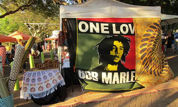 FIRST PICS OF TRAVELMANAGERS IN DARWIN ARE HERE & OBVS. THEY'RE AWESOME 20 TM 5 - Bob Marley