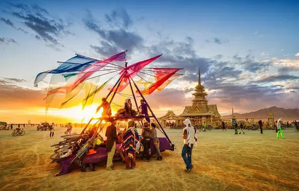 BURNING MAN: What's so cool about the festival & how do you even get there? 19 burning3