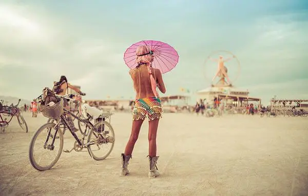 BURNING MAN: What's so cool about the festival & how do you even get there? 17 burning4