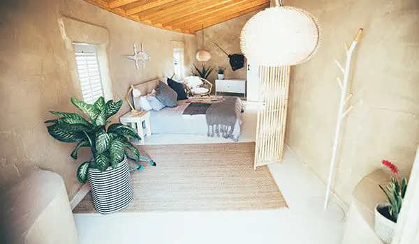 WORLD'S FIRST EVER SAND HOSTEL BUILT ON THE GOLD COAST 9 sand-hostel-karryon23
