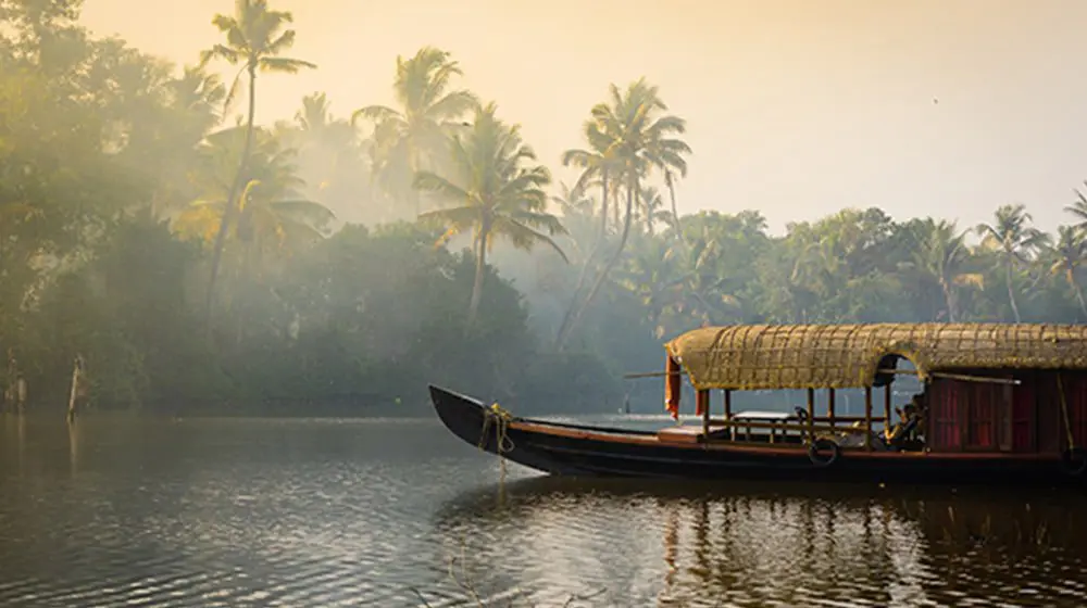 New tours in India & the UK, Intrepid's big win, Excite incentive & more Travel Agent news